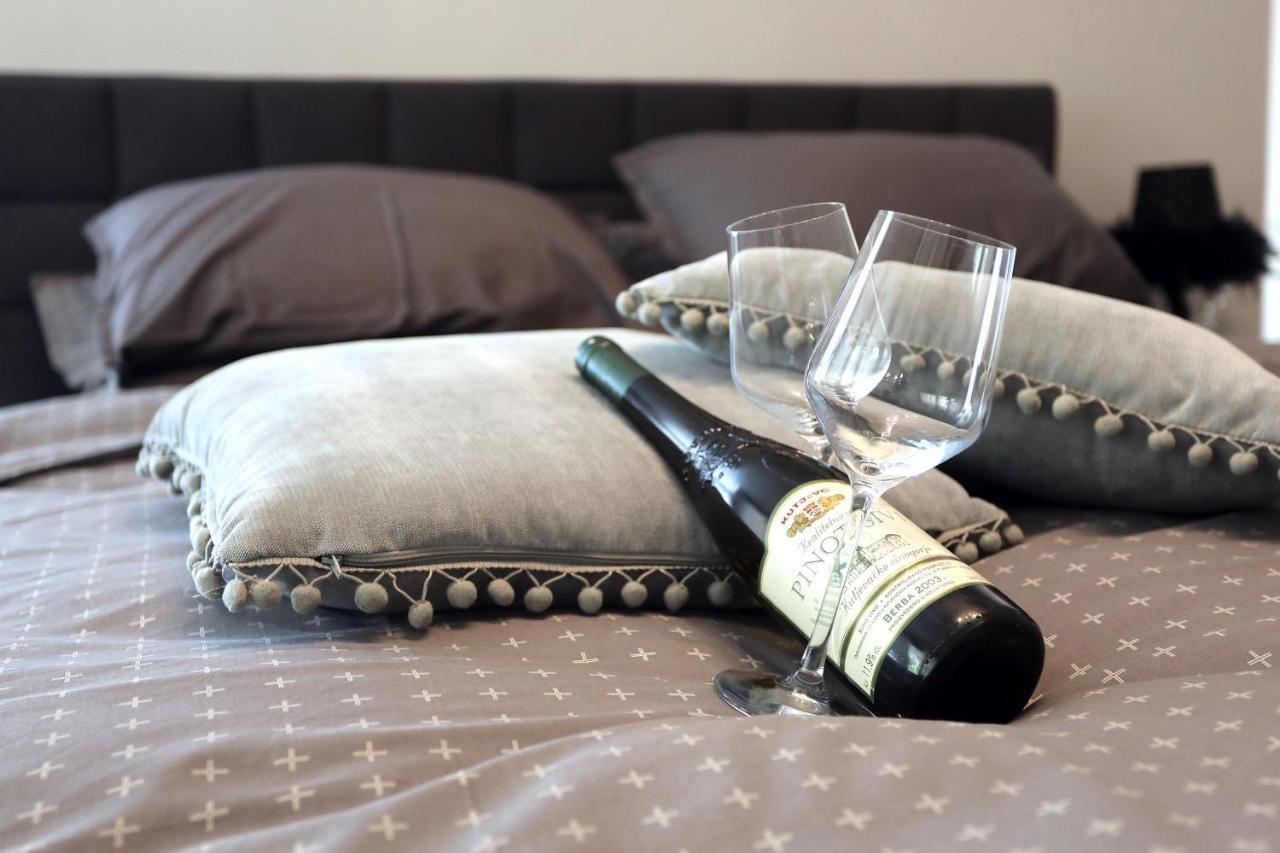 Studio Apartman Ana Osijek Zewnętrze zdjęcie